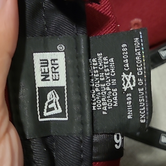 New Era Snapback Hat - Picture 3 of 4